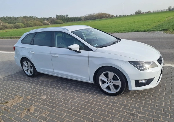 Seat Leon cena 55000 przebieg: 131900, rok produkcji 2015 z Warszawa małe 277